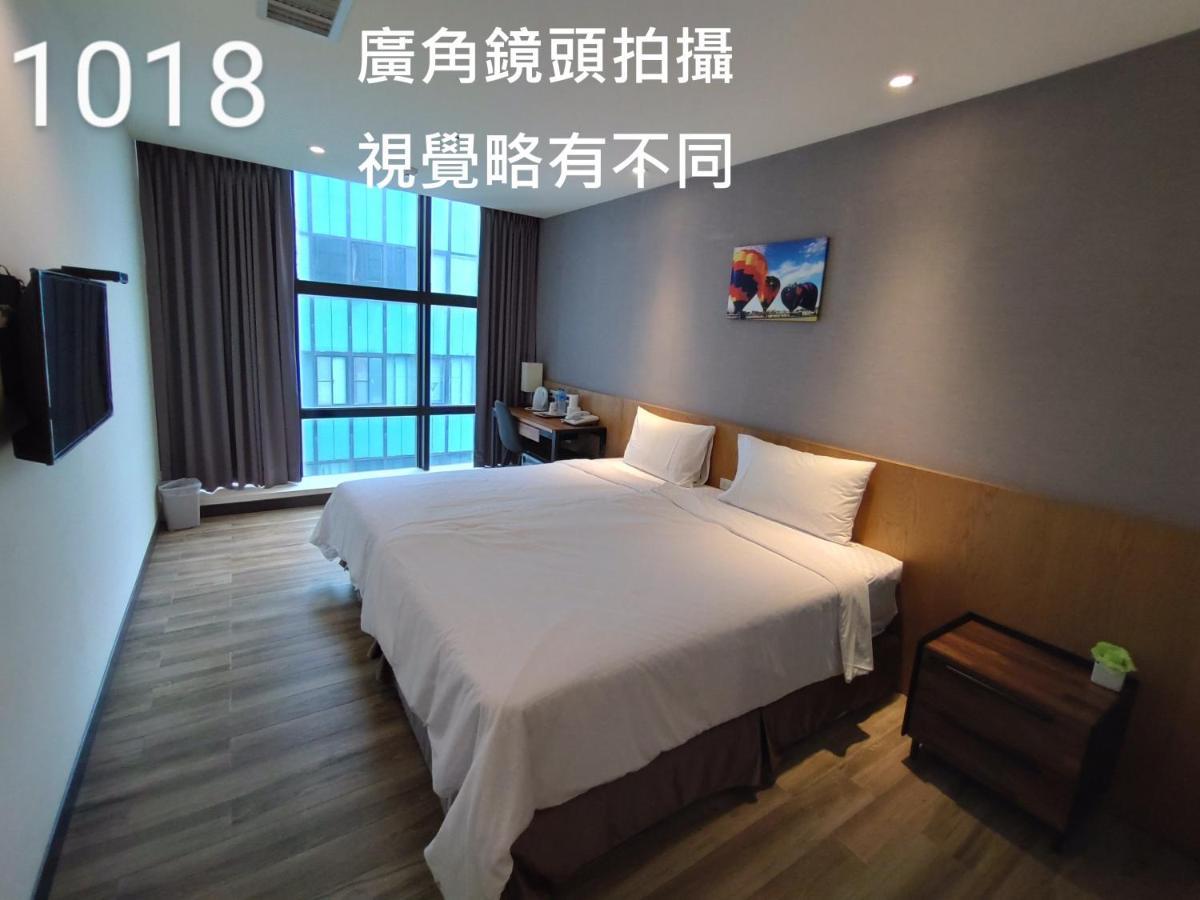 Honest & Warm Hotel Taoyuan Exterior photo